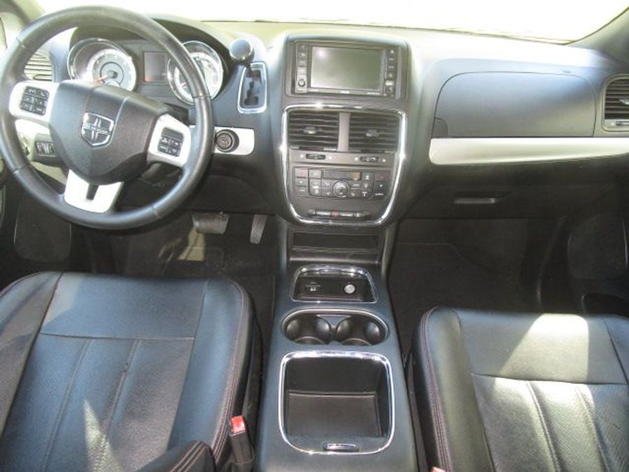 Used 2019 Dodge Grand Caravan GT - International Mobility Rear Entry Entry Fold Out Manual Ramp