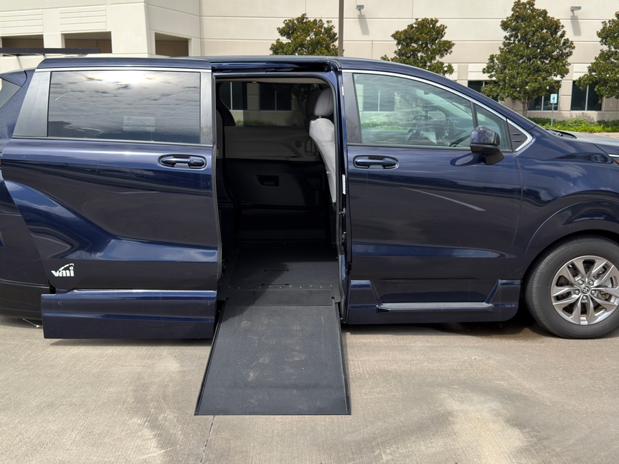 Used 2023 Toyota Sienna Hybrid LE - VMI Side Entry In Floor Automatic Ramp