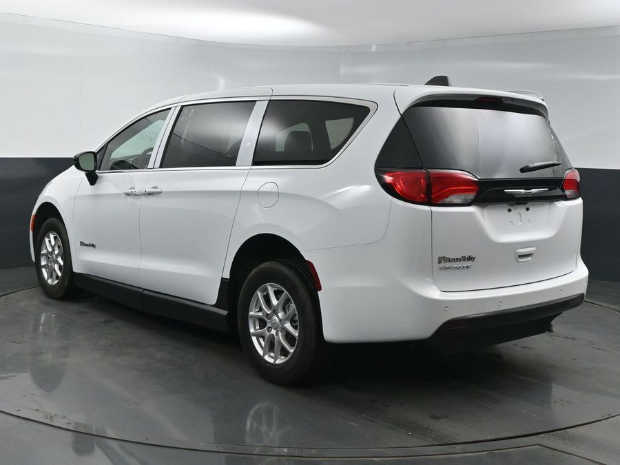 New 2025 Chrysler Voyager LX - BraunAbility Side Entry Entry Fold Out Manual Ramp