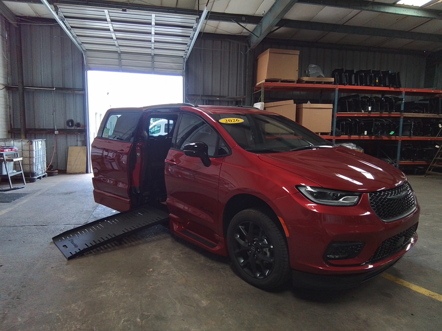 Red Chrysler Pacifica image number 22