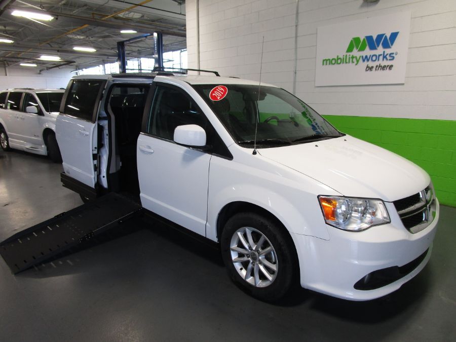 California Wheelchair Vans for Sale [New & Used Accessible Vans ...