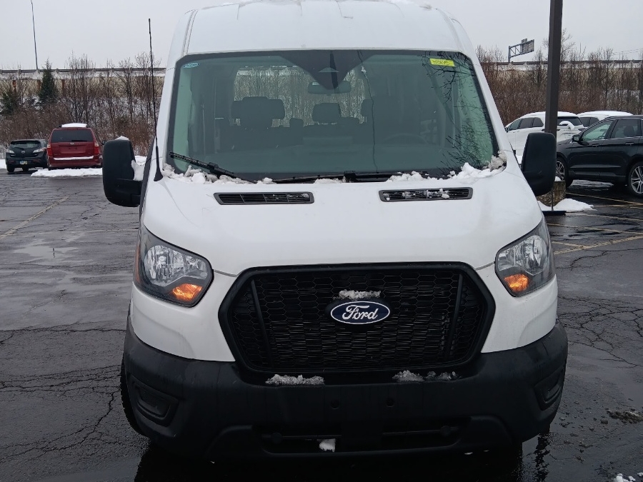White Ford T350 image number 16