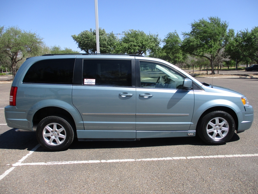 Used 2010 Chrysler Town and Country Touring - AMS  Entry  Ramp
