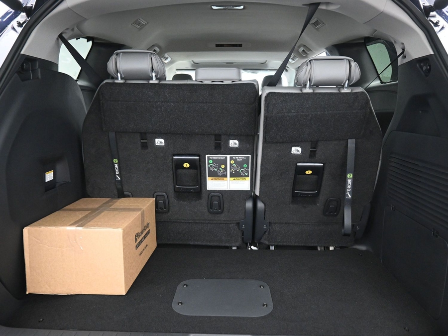 New 2026 Toyota Sienna Hybrid XLE Base - BraunAbility Side Entry Entry Fold Out Automatic Ramp