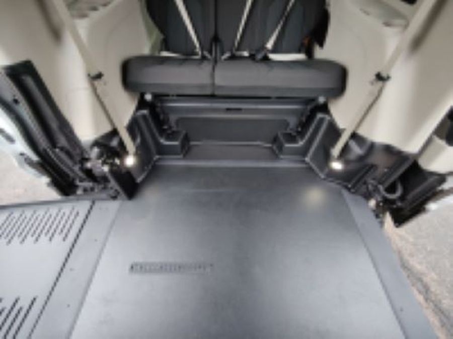 New 2025 Chrysler Voyager LX w QRT Max - BraunAbility Commercial Side Entry Entry Fold Out Manual Ramp