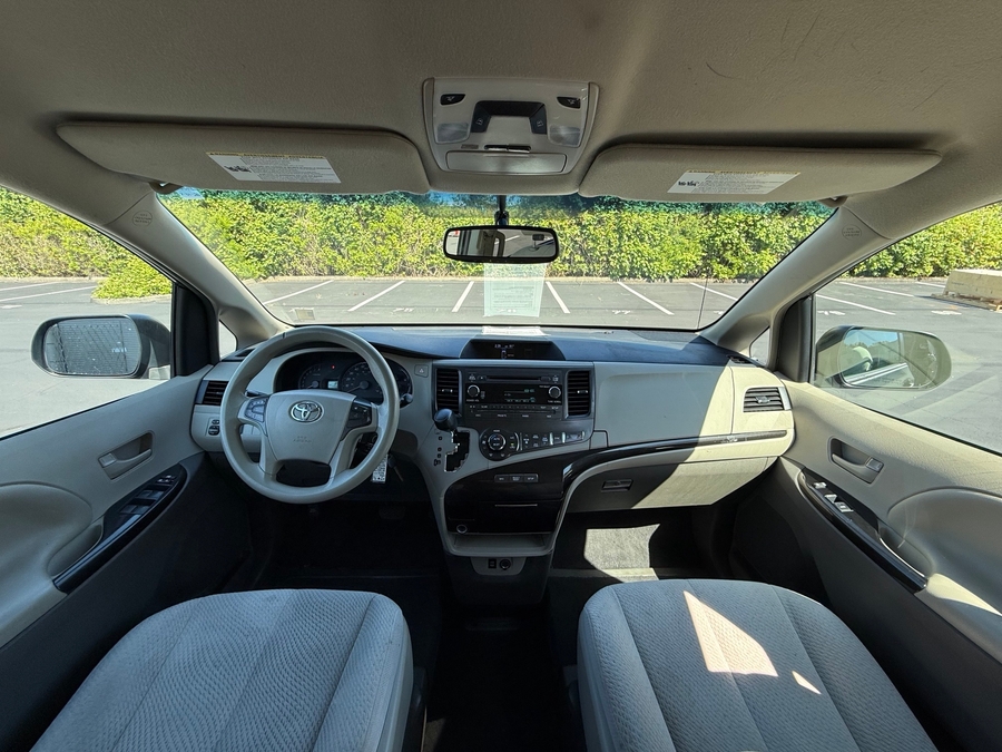 Used 2013 Toyota Sienna LE - VMI Side Entry Entry In Floor Manual Ramp