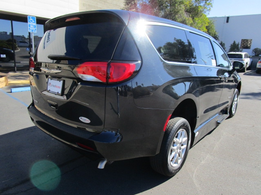 Used 2023 Chrysler Voyager LX - BraunAbility Side Entry Entry Fold Out Automatic Ramp