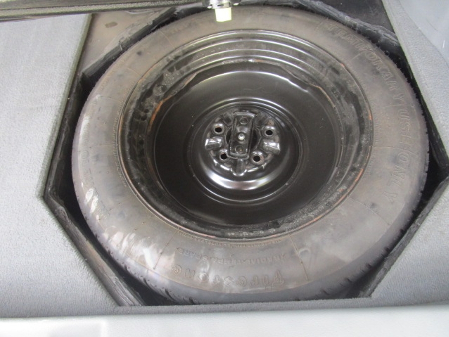 Used 2014 Toyota Sienna XLE - BraunAbility Side Entry Fold Out Automatic Ramp