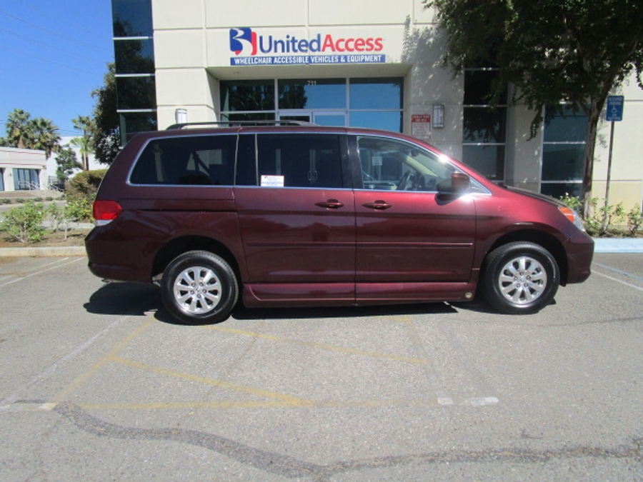 Used 2008 Honda Odyssey EX-L - BraunAbility Side Entry In Floor Automatic Ramp