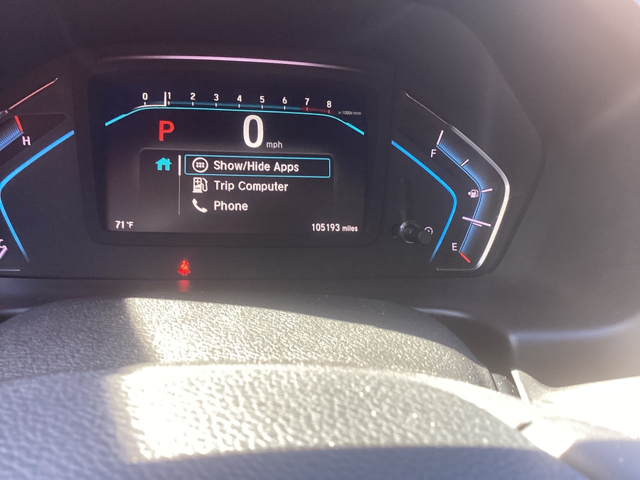 White Honda Odyssey image number 17