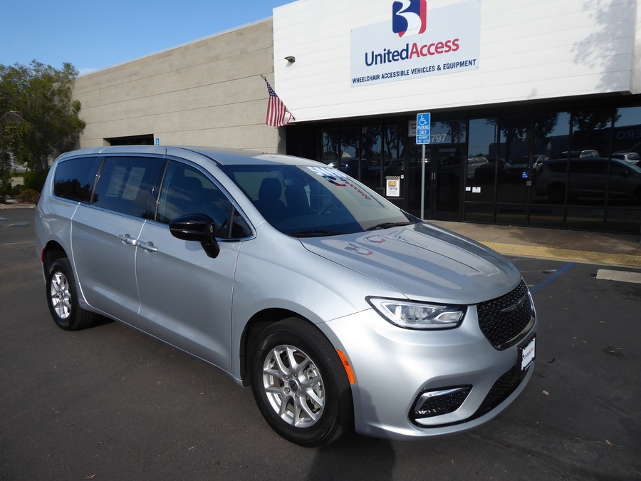 Used 2024 Chrysler Pacifica Touring - ATS Rear Entry Fold Out Manual Ramp