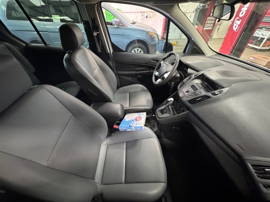 White Ford Transit Connect image number 4