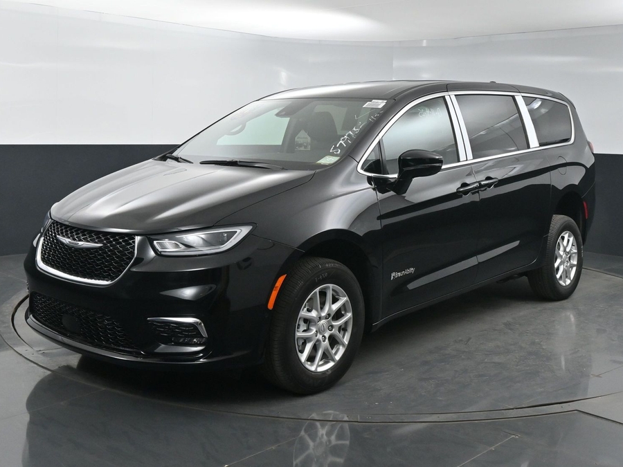 New 2025 Chrysler Pacifica Select Safety - BraunAbility Rear Entry Entry Fold Out Manual Ramp