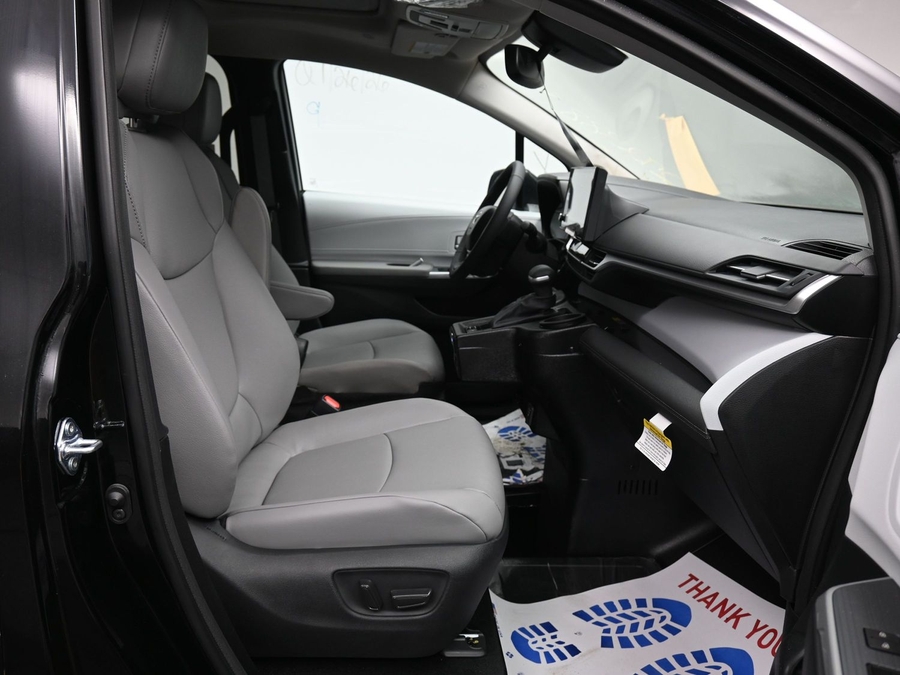 Black Toyota Sienna image number 8