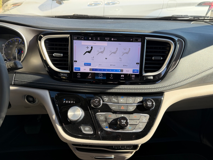 Used 2023 Chrysler Pacifica Touring L - BraunAbility Side Entry In Floor Automatic Ramp