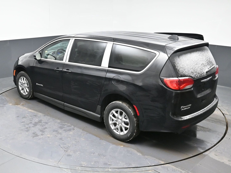 New 2026 Chrysler Voyager LX - BraunAbility Side Entry Entry Fold Out Manual Ramp