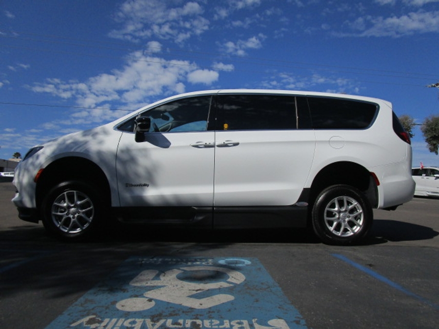 New 2025 Chrysler Voyager LX - BraunAbility Commercial Side Entry Entry Fold Out Manual Ramp