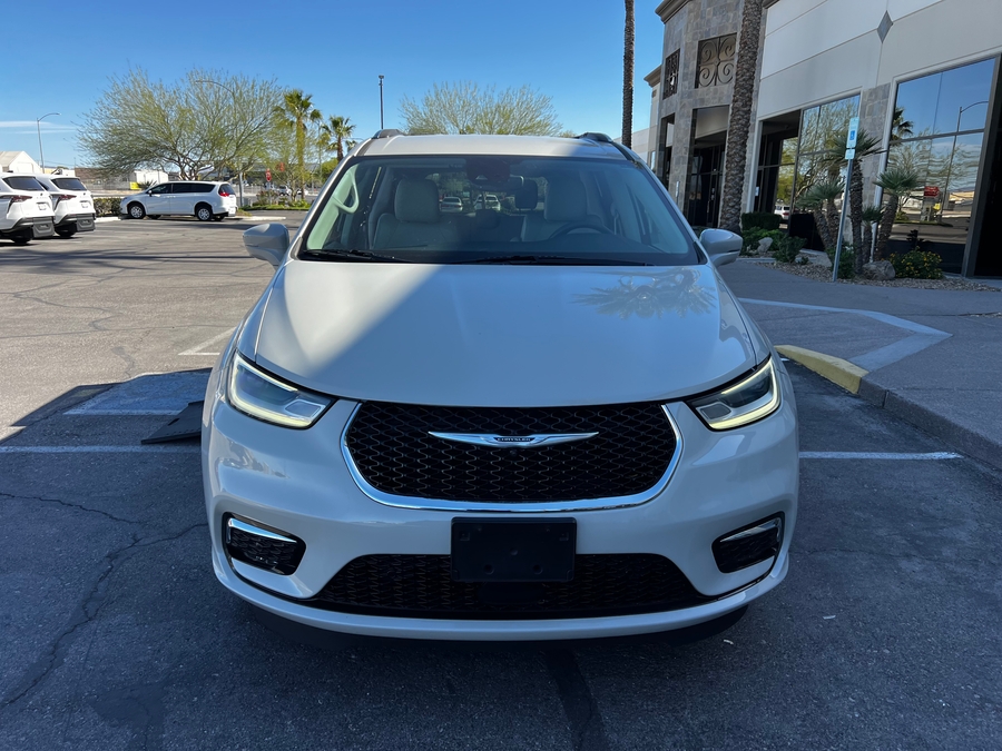 Used 2021 Chrysler Pacifica Touring L - RLX Side Entry Entry In Floor Automatic Ramp