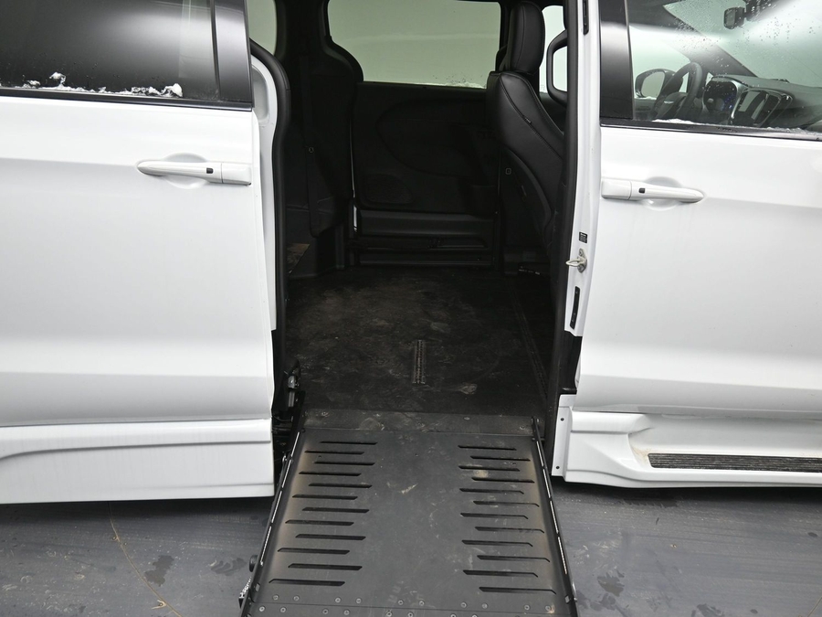 Used 2024 Chrysler Pacifica Touring L w/S package - BraunAbility Side Entry Entry Fold Out Automatic Ramp