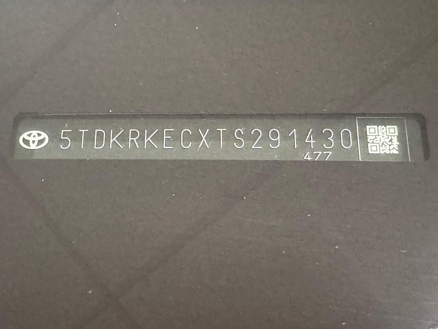 Used 2026 Toyota Sienna Hybrid LE - BraunAbility Side Entry Fold Out Automatic Ramp