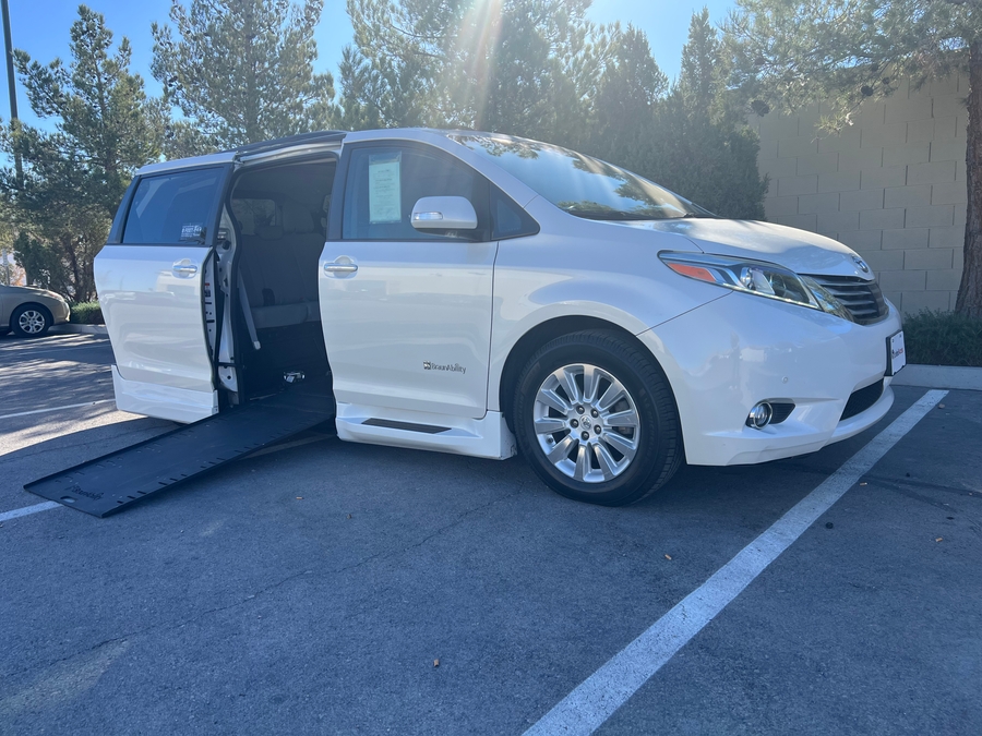 2015 Toyota Sienna Limited