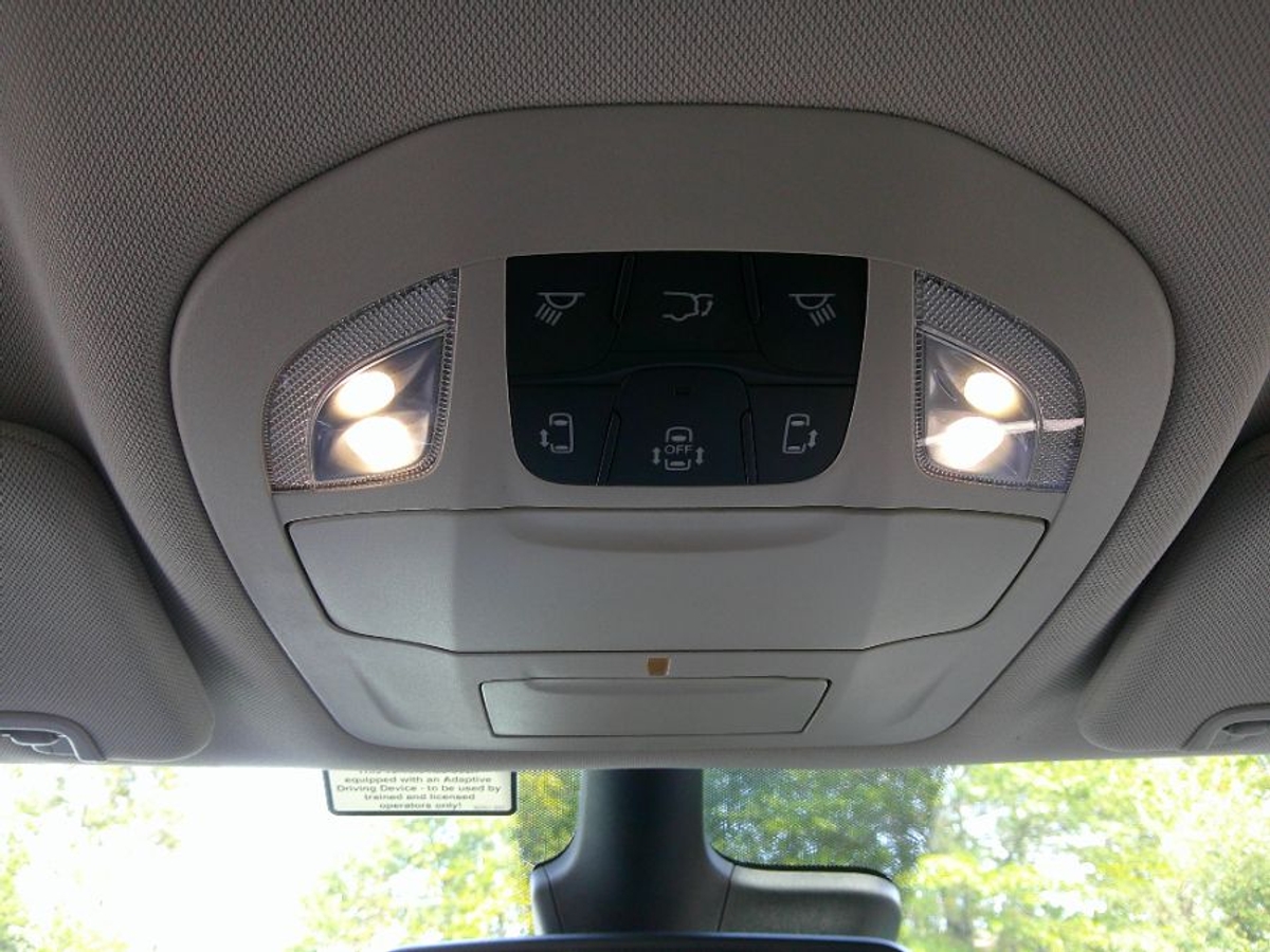 2023 CHRYSLER VOYAGER - Image 20