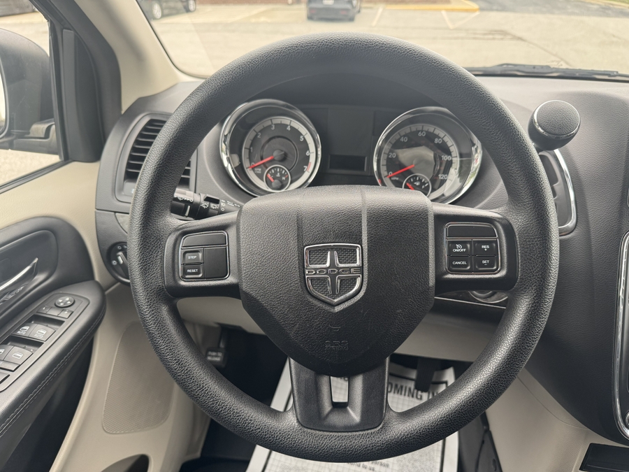 Blue Dodge Grand Caravan image number 8