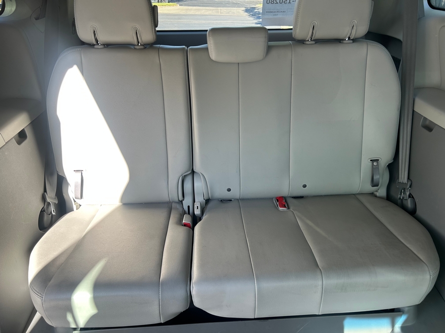 Used 2013 Toyota Sienna XLE - VMI Side Entry Entry In Floor Automatic Ramp