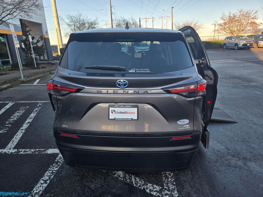 Used 2022 Toyota Sienna Hybrid LE - VMI Side Entry Entry In Floor Automatic Ramp