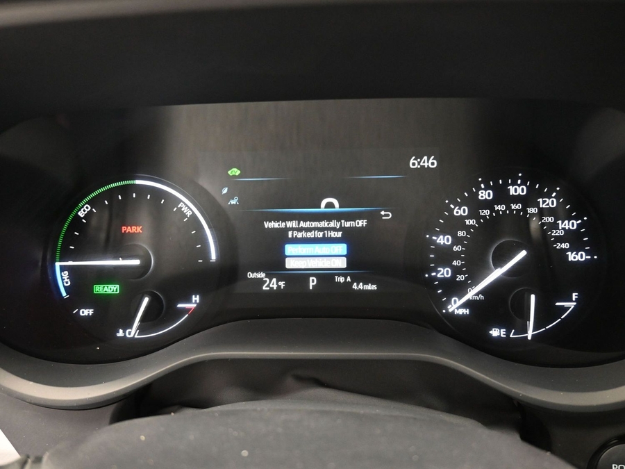 Grey Toyota Sienna image number 15