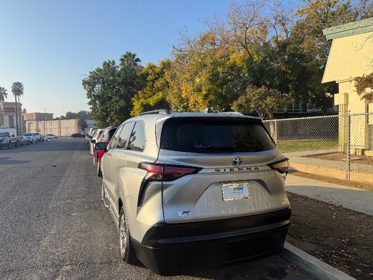 2022 TOYOTA SIENNA - Image 13