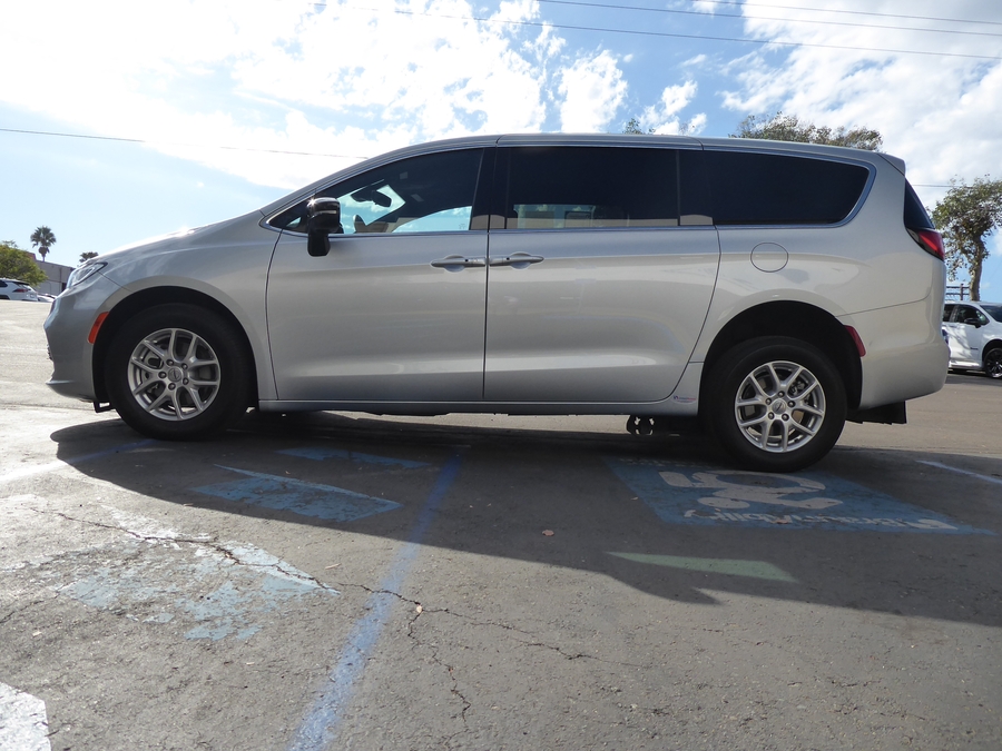 Used 2024 Chrysler Pacifica Touring - ATS Rear Entry Fold Out Manual Ramp
