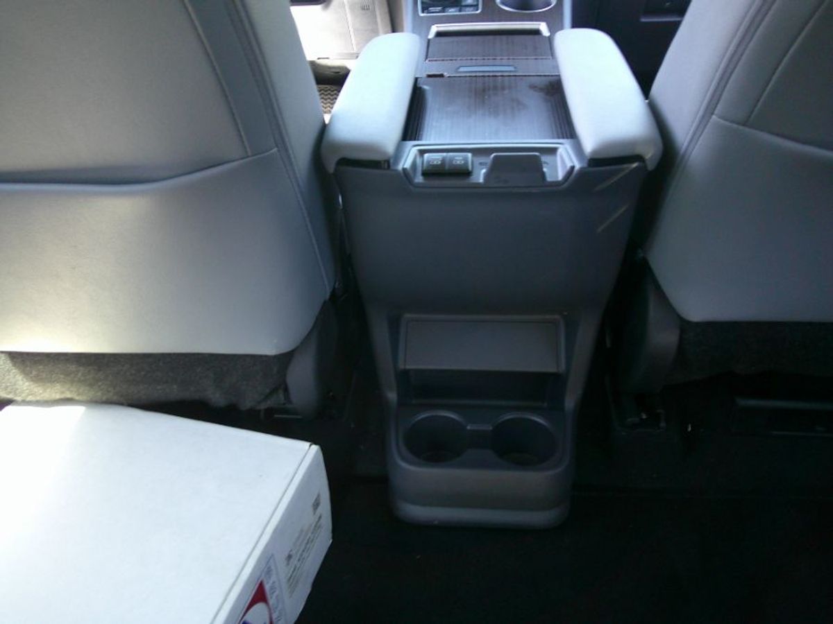 2024 TOYOTA SIENNA - Image 17