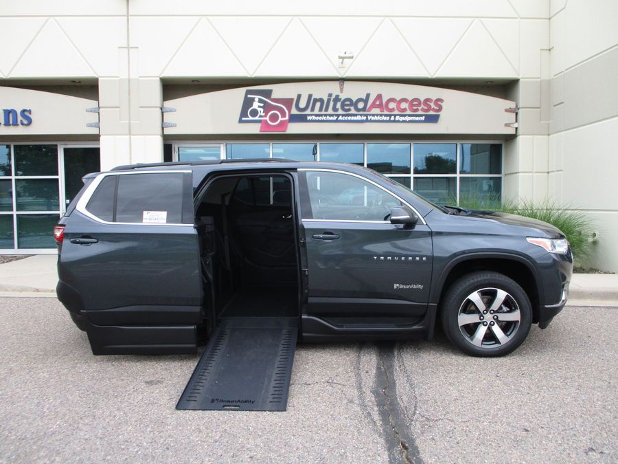 Used 2021 CHEVROLET TRAVERSE 3LT - BraunAbility Side Entry Entry In Floor Automatic Ramp