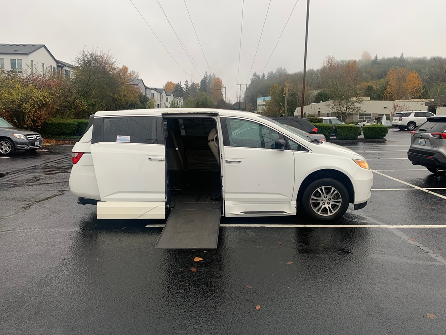 2011 Honda Odyssey EX-L's photo