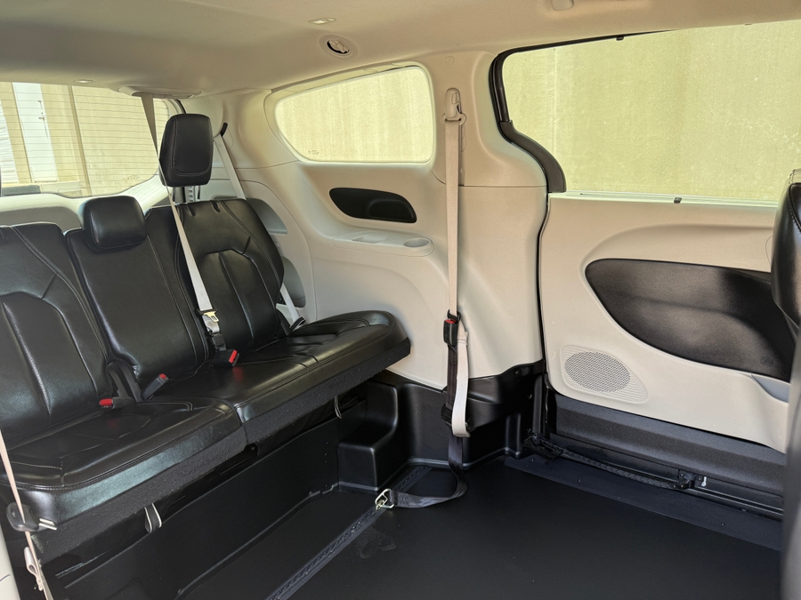 Used 2023 Chrysler Pacifica Touring L - BraunAbility Side Entry Fold Out Automatic Ramp