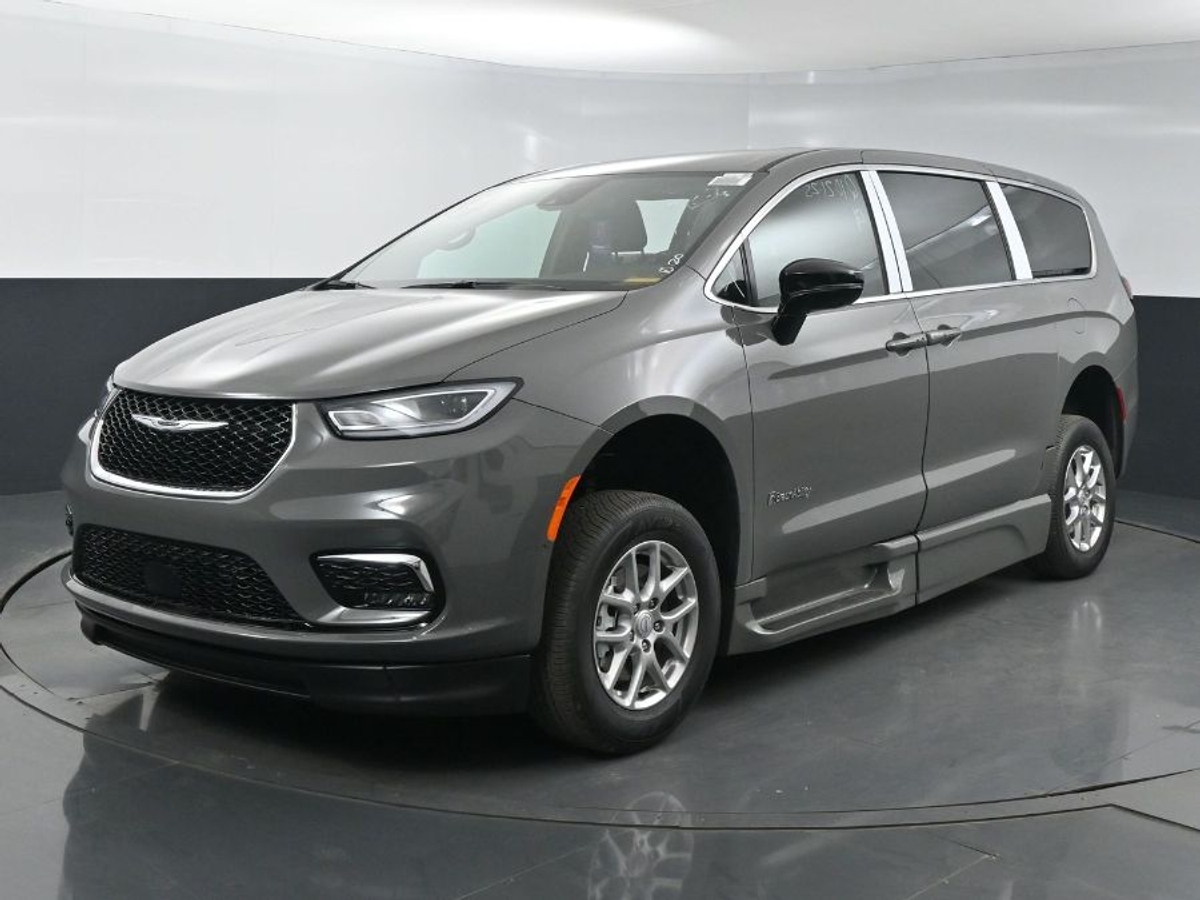 2025 CHRYSLER PACIFICA - Image 3