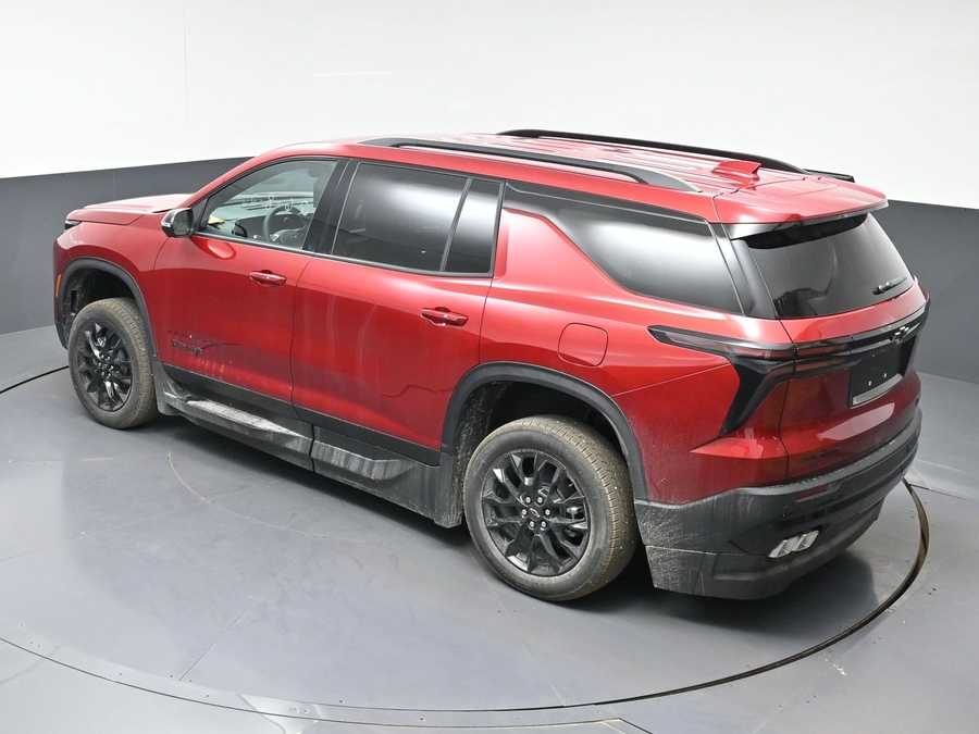 New 2026 Chevrolet Traverse 1LT Midnight Edition - BraunAbility Side Entry In Floor Automatic Ramp