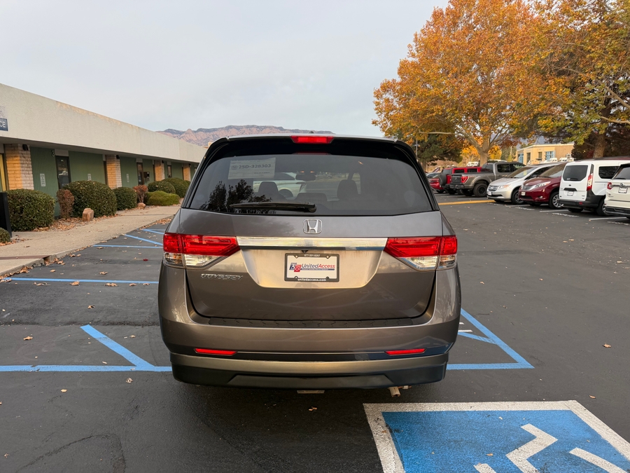 Used 2015 Honda Odyssey EX-L - VMI Side Entry Entry In Floor Automatic Ramp