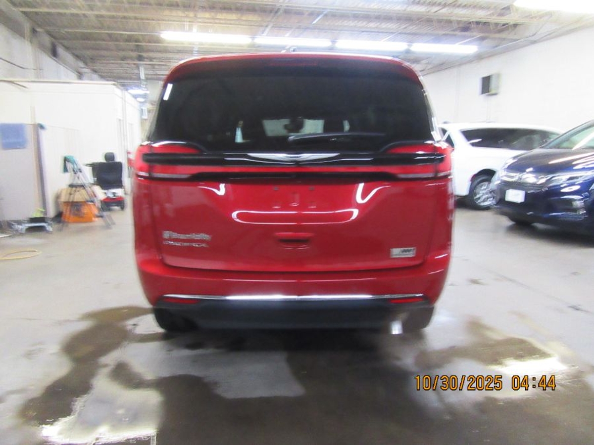 2025 CHRYSLER PACIFICA - Image 14