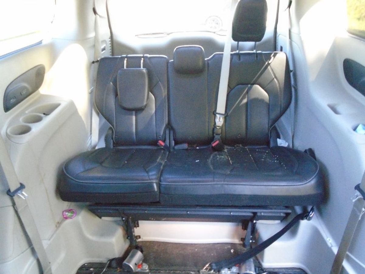 2018 CHRYSLER PACIFICA - Image 9