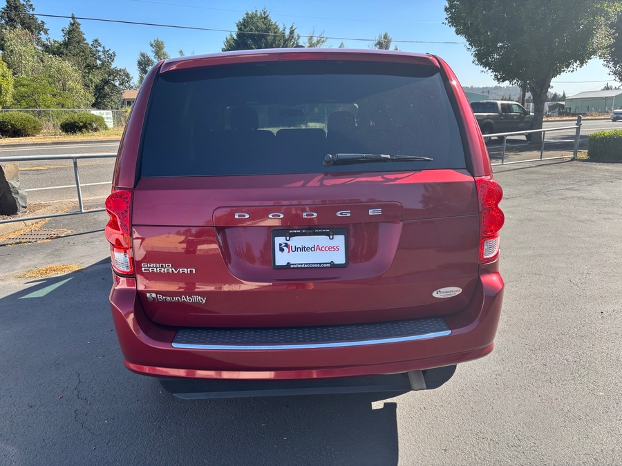 Used 2014 Dodge Grand Caravan SE 30th Anniversary - BraunAbility Side Entry Fold Out Automatic Ramp