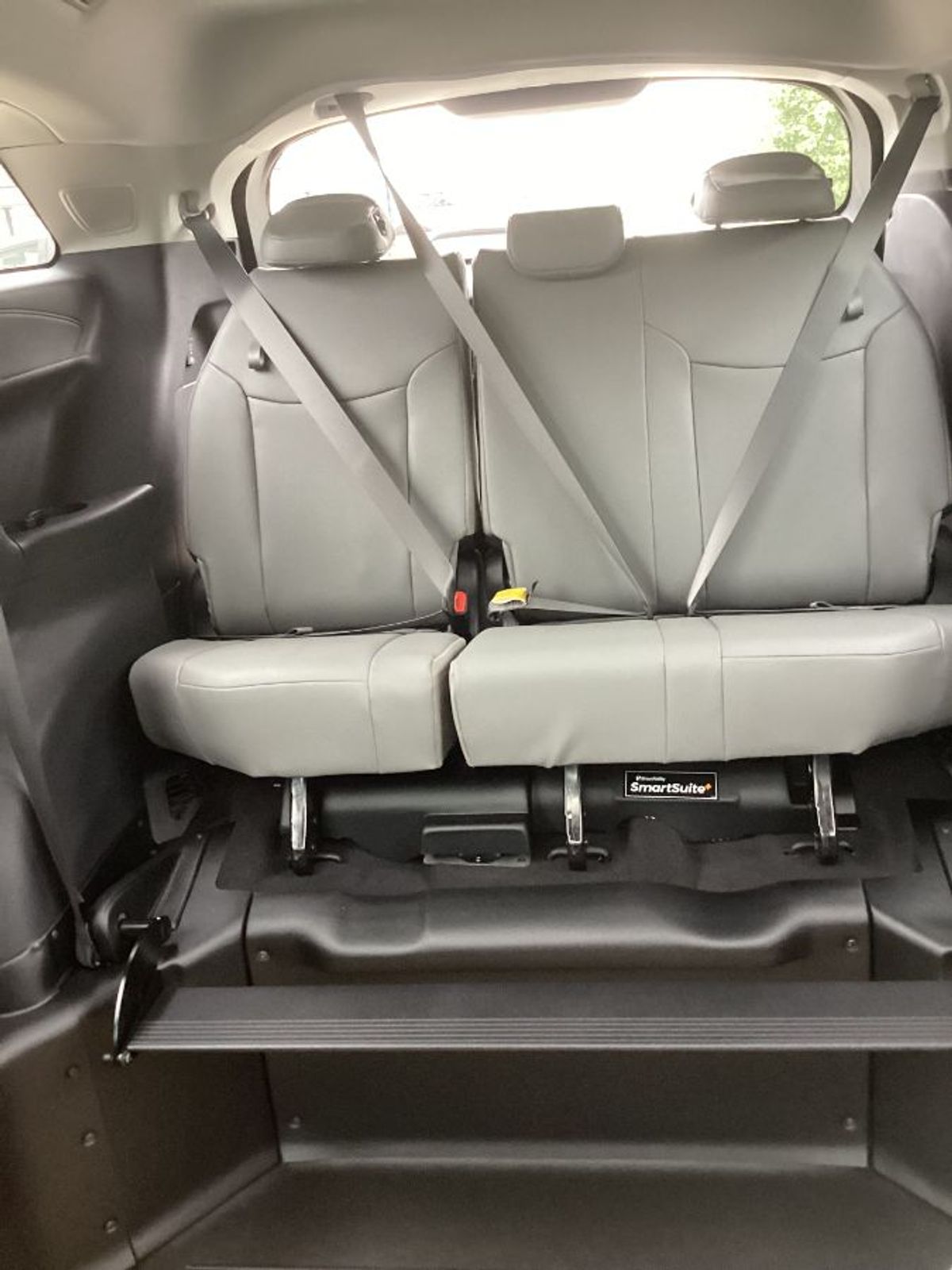 2025 TOYOTA SIENNA - Image 4