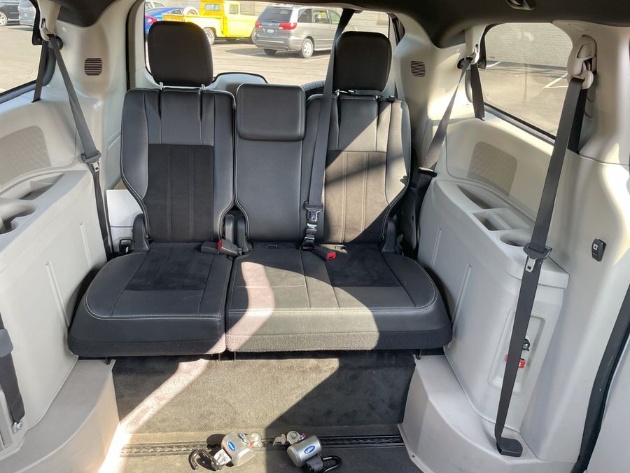 Used 2022 Chrysler Voyager LX -  Side Entry Entry Fold Out Manual Ramp