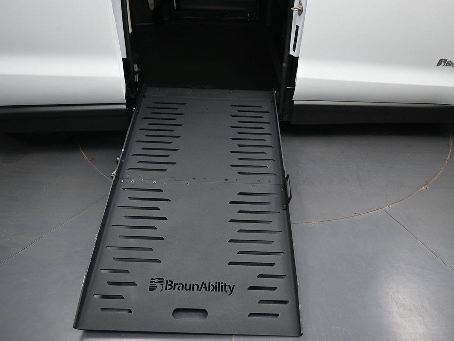 Used 2023 Chrysler Pacifica Touring L - BraunAbility Side Entry Fold Out Manual Ramp