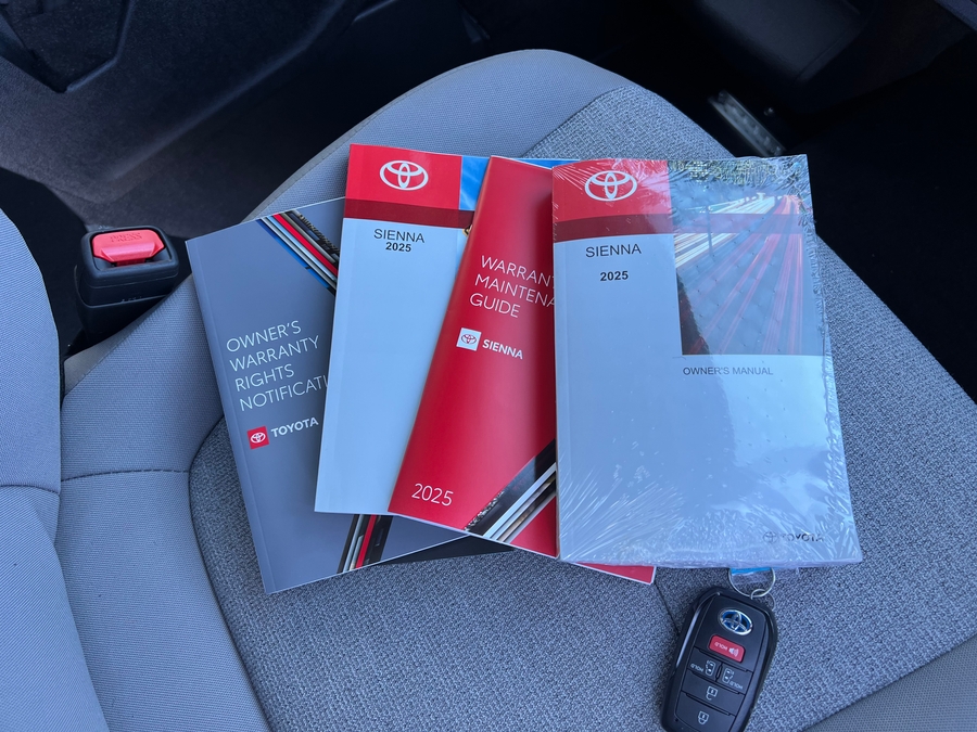 New 2025 Toyota Sienna Hybrid LE AWD - VMI  Entry  Ramp