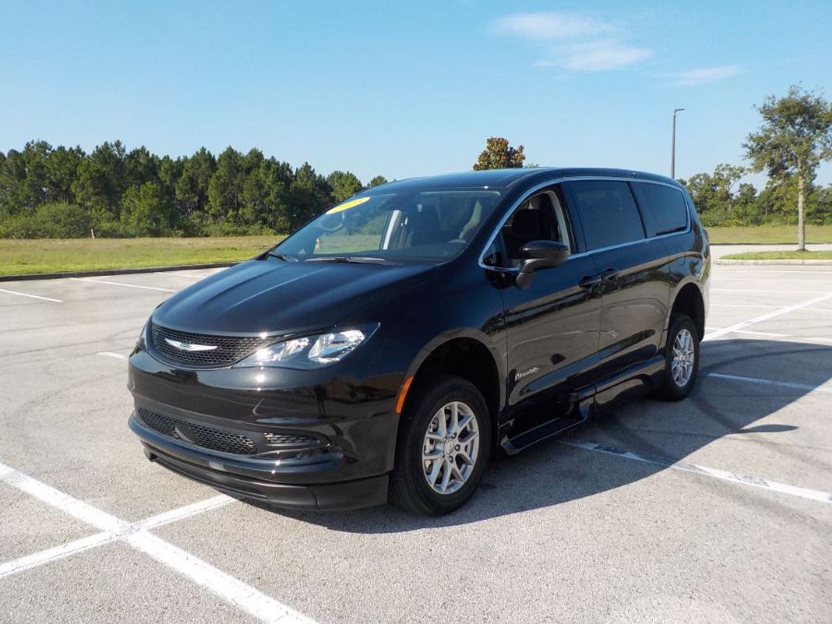 2023 CHRYSLER VOYAGER - Image 27