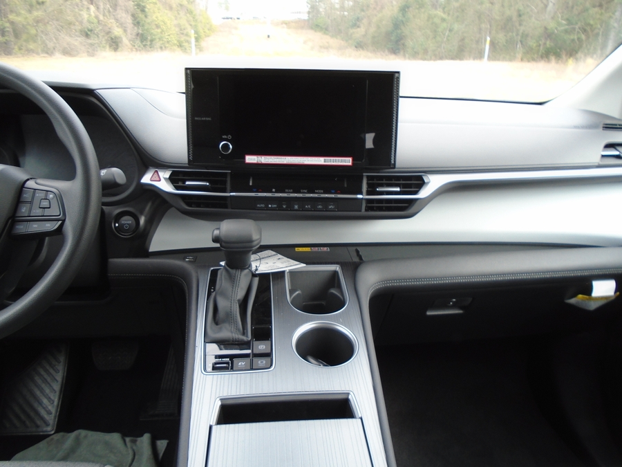 2025 TOYOTA SIENNA - Image 6