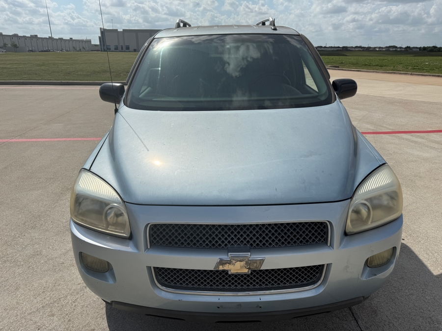 Blue Chevrolet Uplander image number 7