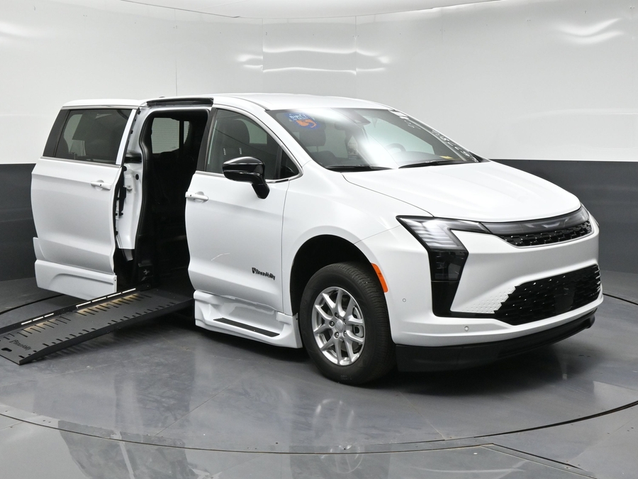 New 2027 Chrysler Pacifica Select Safety - BraunAbility Side Entry Fold Out Automatic Ramp